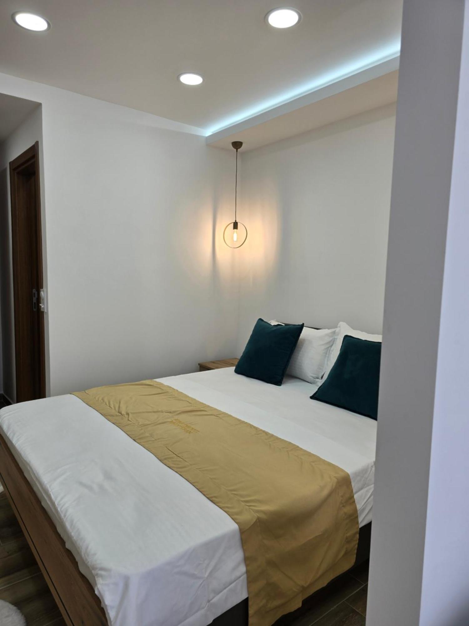 Apartments Mediteran Ulcinj Ngoại thất bức ảnh