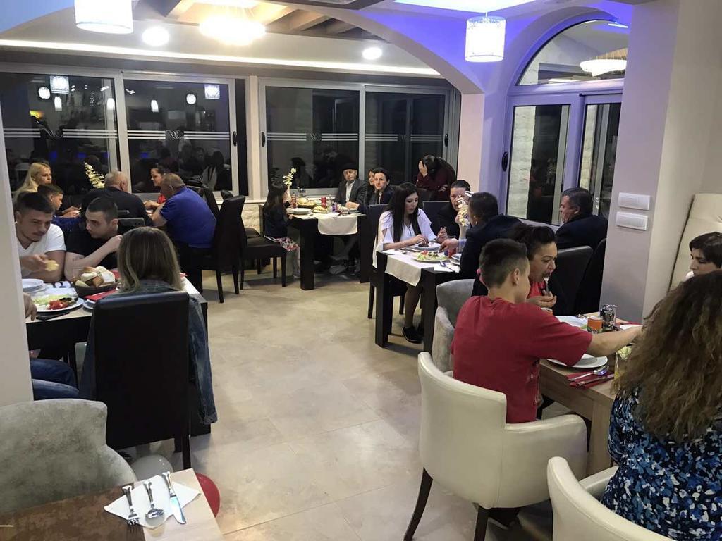 Apartments Mediteran Ulcinj Ngoại thất bức ảnh
