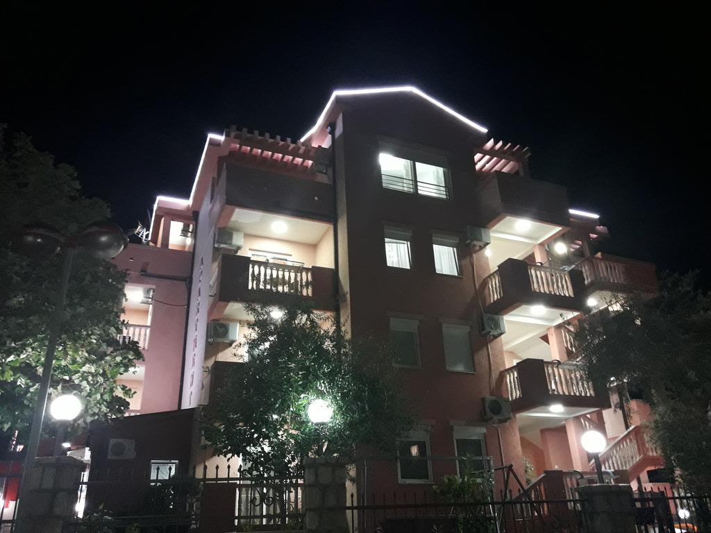 Apartments Mediteran Ulcinj Ngoại thất bức ảnh